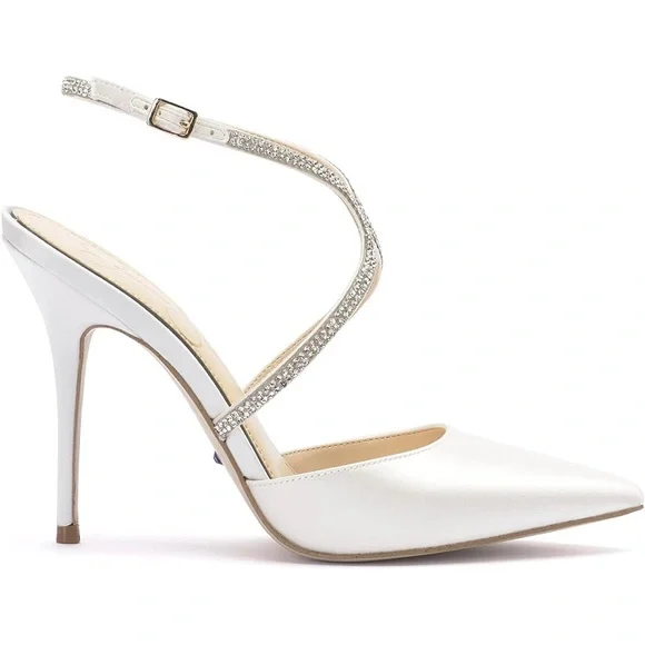 Jessica Simpson Weyemia Pointed Toe Pump - Picture 3 of 6